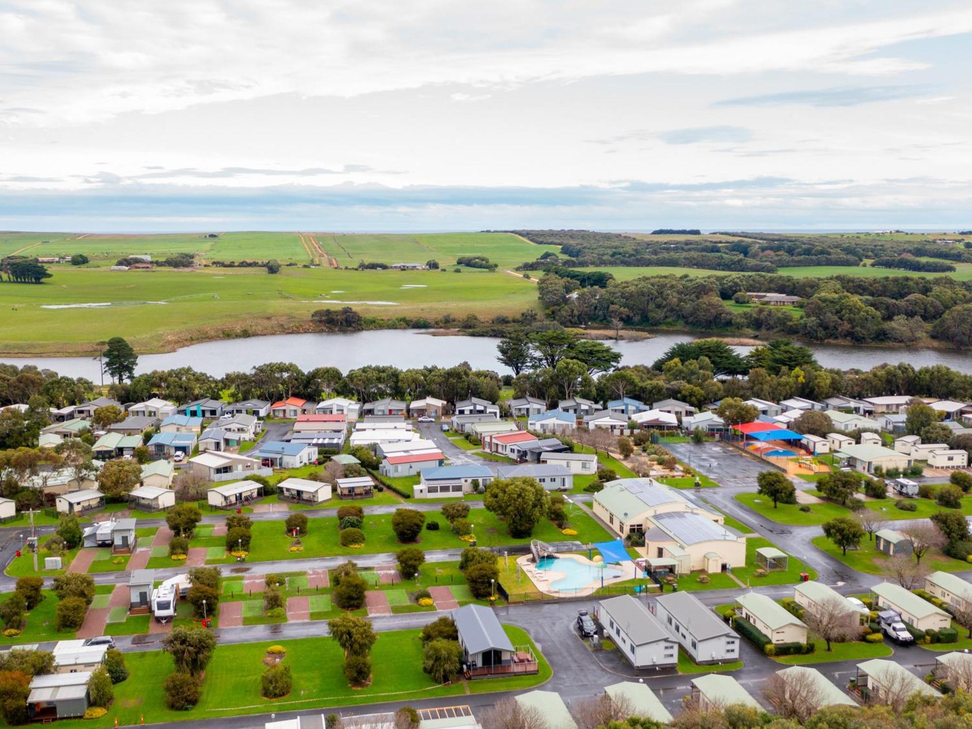 Nrma Warrnambool Riverside Holiday Park Buitenkant foto