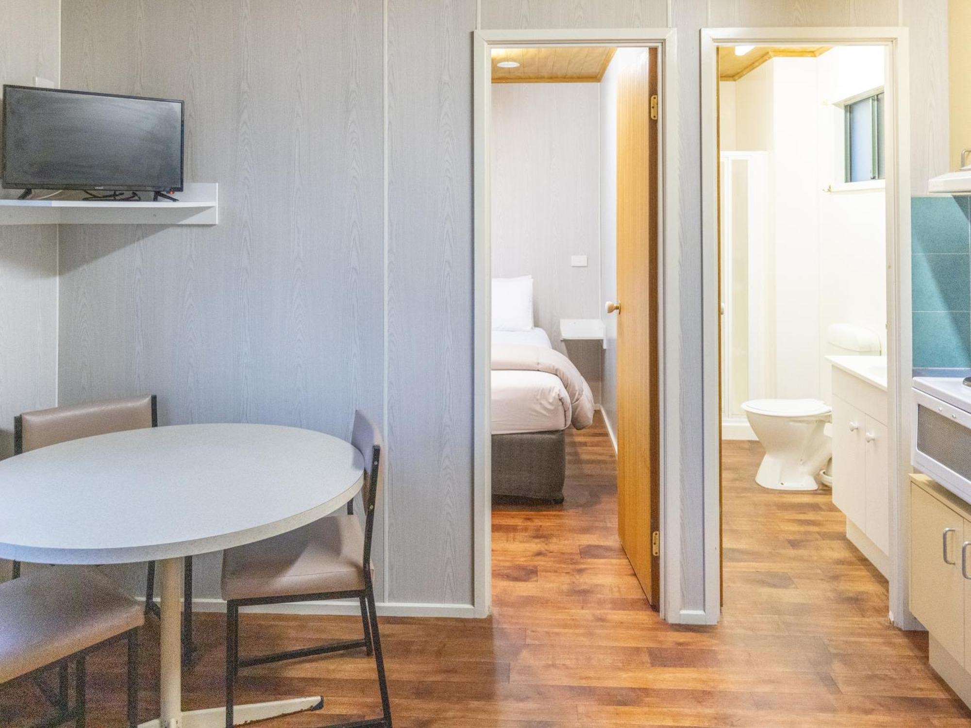 Nrma Warrnambool Riverside Holiday Park Kamer foto