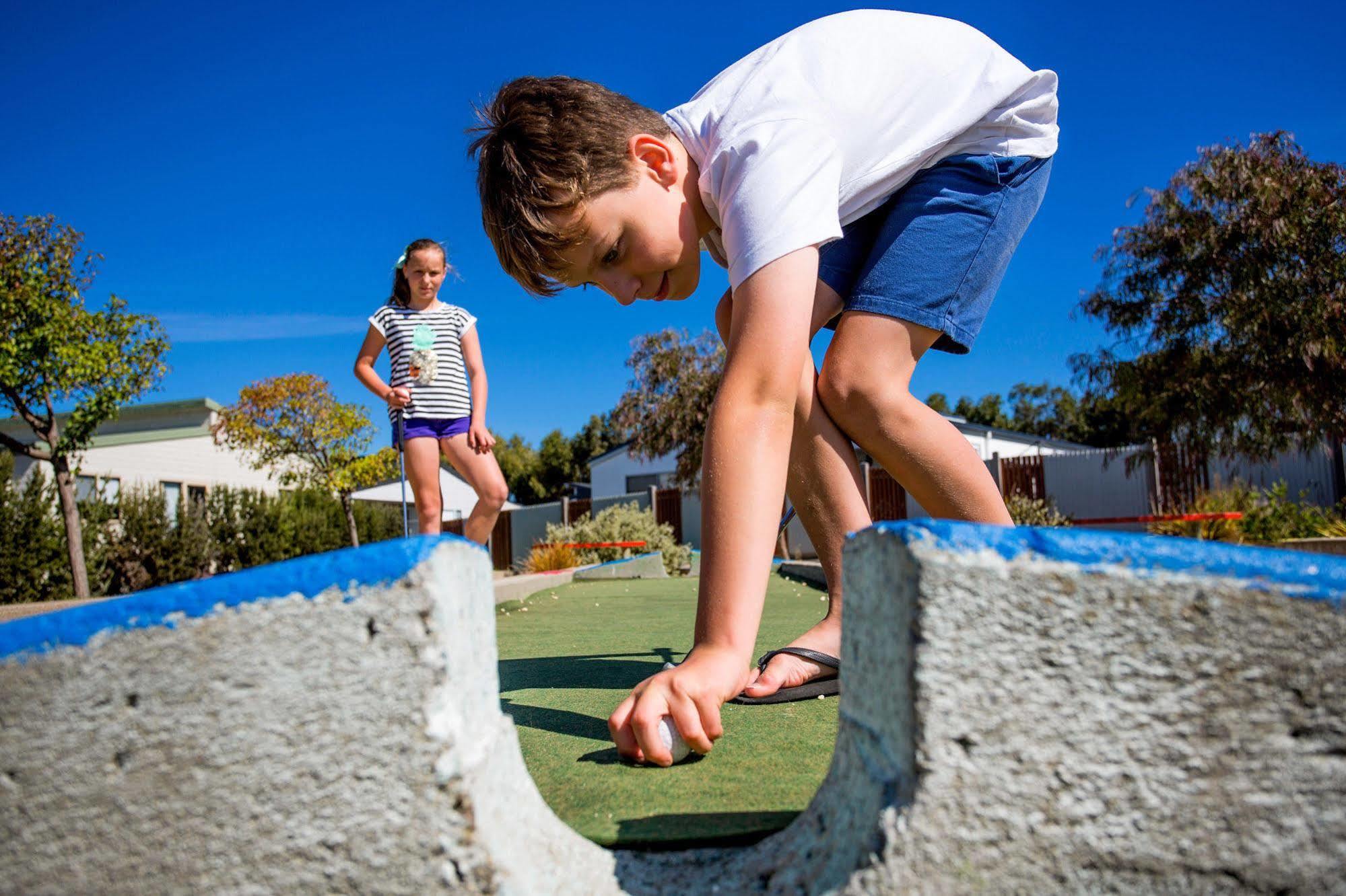 Nrma Warrnambool Riverside Holiday Park Buitenkant foto