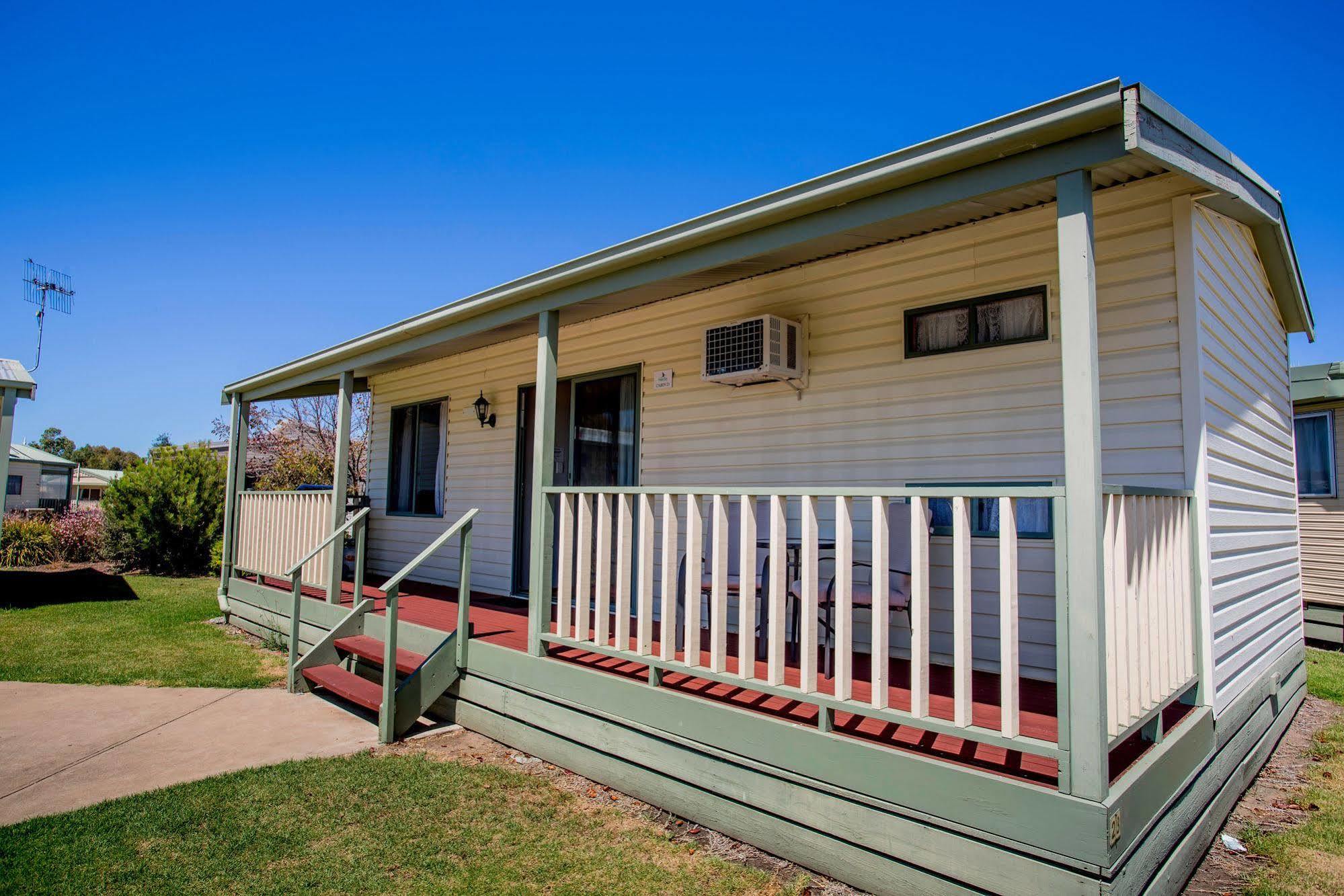 Nrma Warrnambool Riverside Holiday Park Buitenkant foto