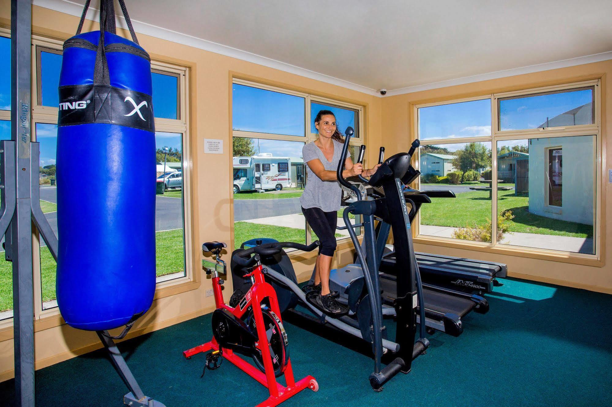 Nrma Warrnambool Riverside Holiday Park Buitenkant foto